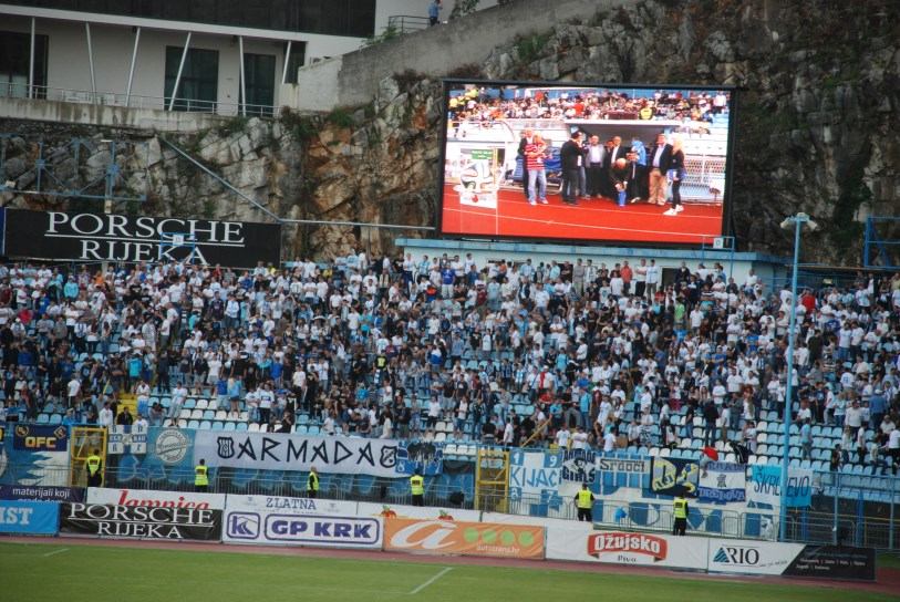 DJECA IZ RAJEVA SELA I GUNJE NA NOGOMETNOJ UTAKMICI - KANTRIDA