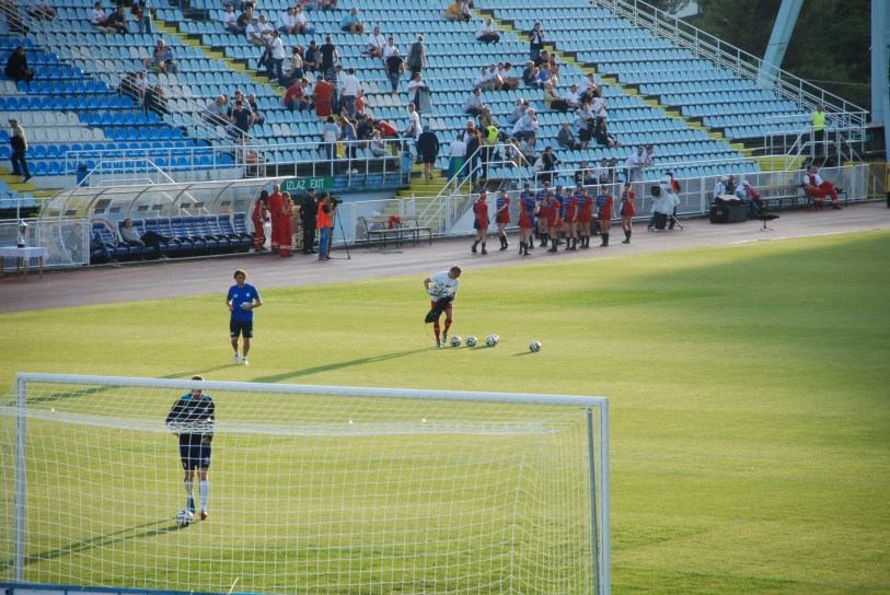 DJECA IZ RAJEVA SELA I GUNJE NA NOGOMETNOJ UTAKMICI - KANTRIDA