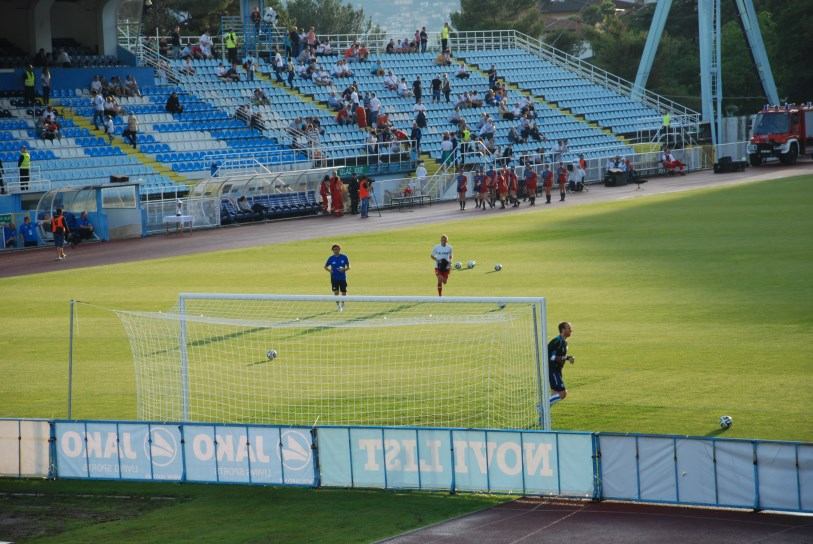 DJECA IZ RAJEVA SELA I GUNJE NA NOGOMETNOJ UTAKMICI - KANTRIDA