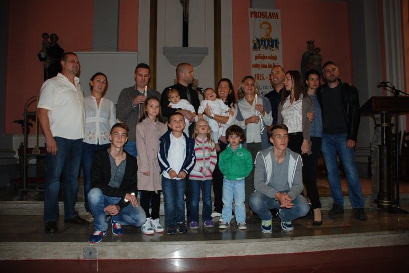 3. listopada 2015. krštenje Lucije i Eve Juričić