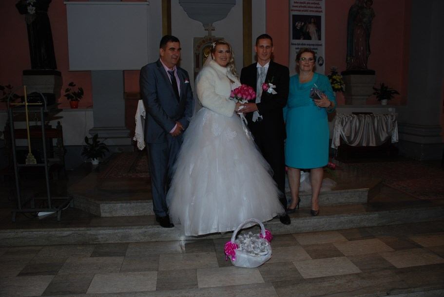 Kantrida, 15. listopada 2016. Vjenčanje Danijela Gašparović i Maje Grbac
