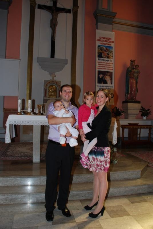 25. rujna 2016. kršten je na Kantridi Mateo Mostarac