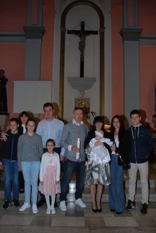 7. listopada 2017. - Krštenje Lane Tržić na Kantridi