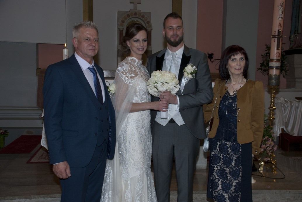 1. lipnja 2019. - Domagoj Filipović i Tamara Tomić slavili su sakrament Ženidbe