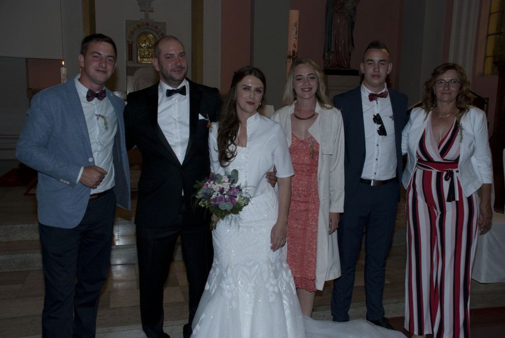 1. lipnja 2019. - Sakrament ženidbe slavili su Hrvoje Biondić i Kristina Katić