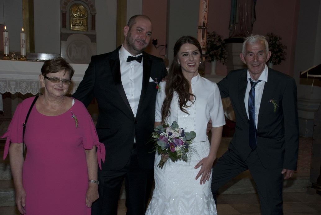1. lipnja 2019. - Sakrament ženidbe slavili su Hrvoje Biondić i Kristina Katić