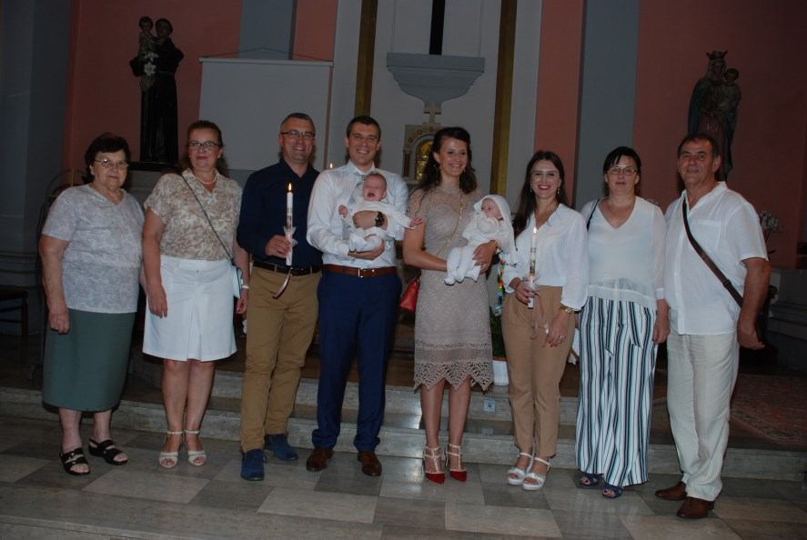 6. kolovoza 2019. - Sakrament Krštenja Leone i Valentine