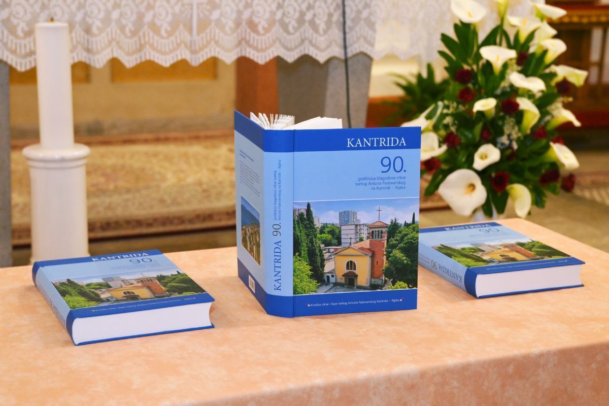 Predstavljena Monografija kronike crkve i župe sv. Antuna na Kantridi