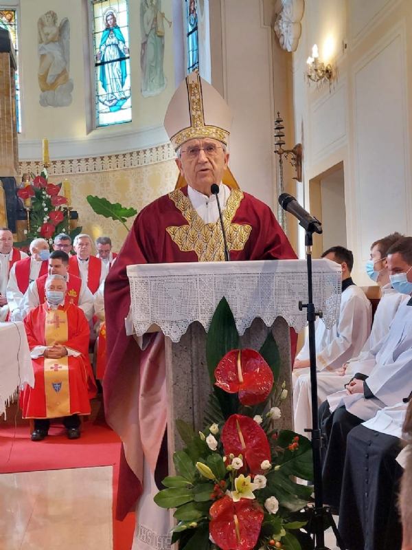 Mons. Puljić predvodio središnje misno slavlje Stepinčeva u Krašiću