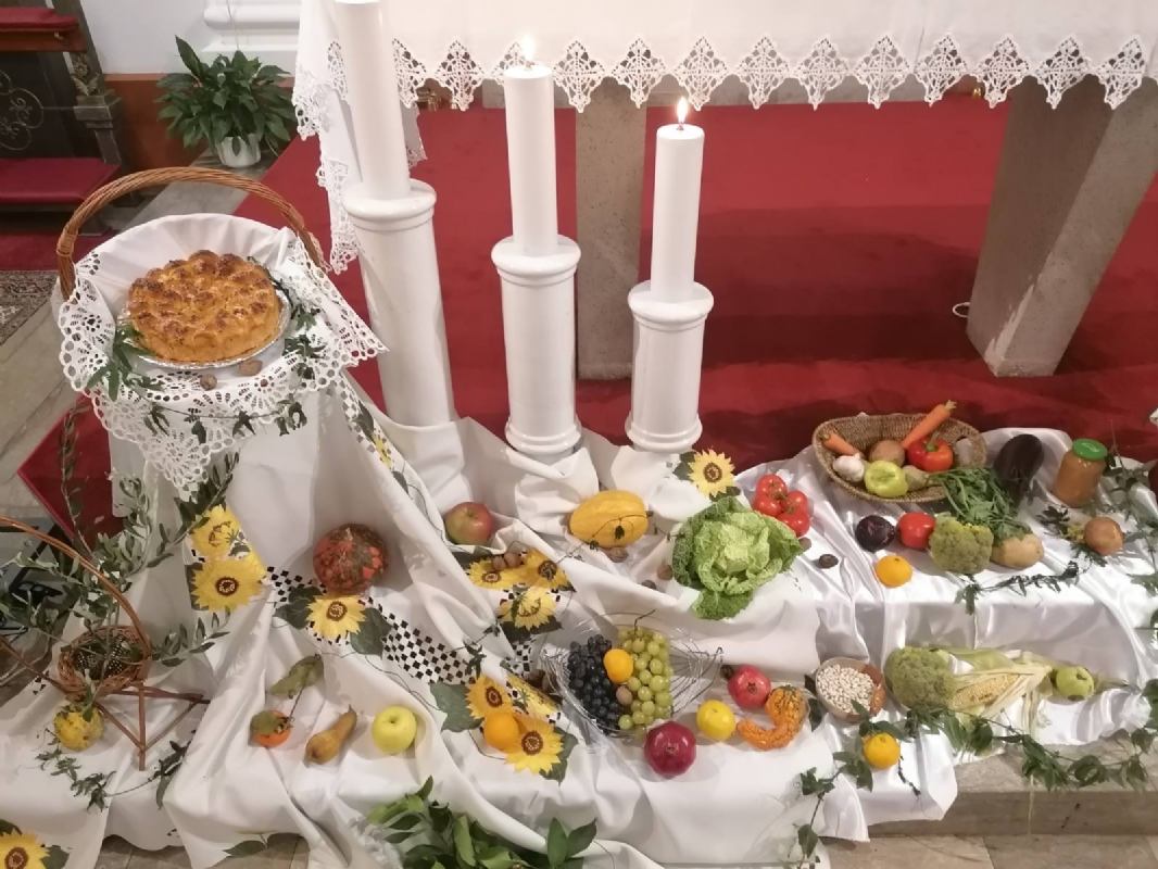 Svečanom euharistijom i blagoslovom obilježeni Dani kruha i zahvalnosti za plodove zemlje