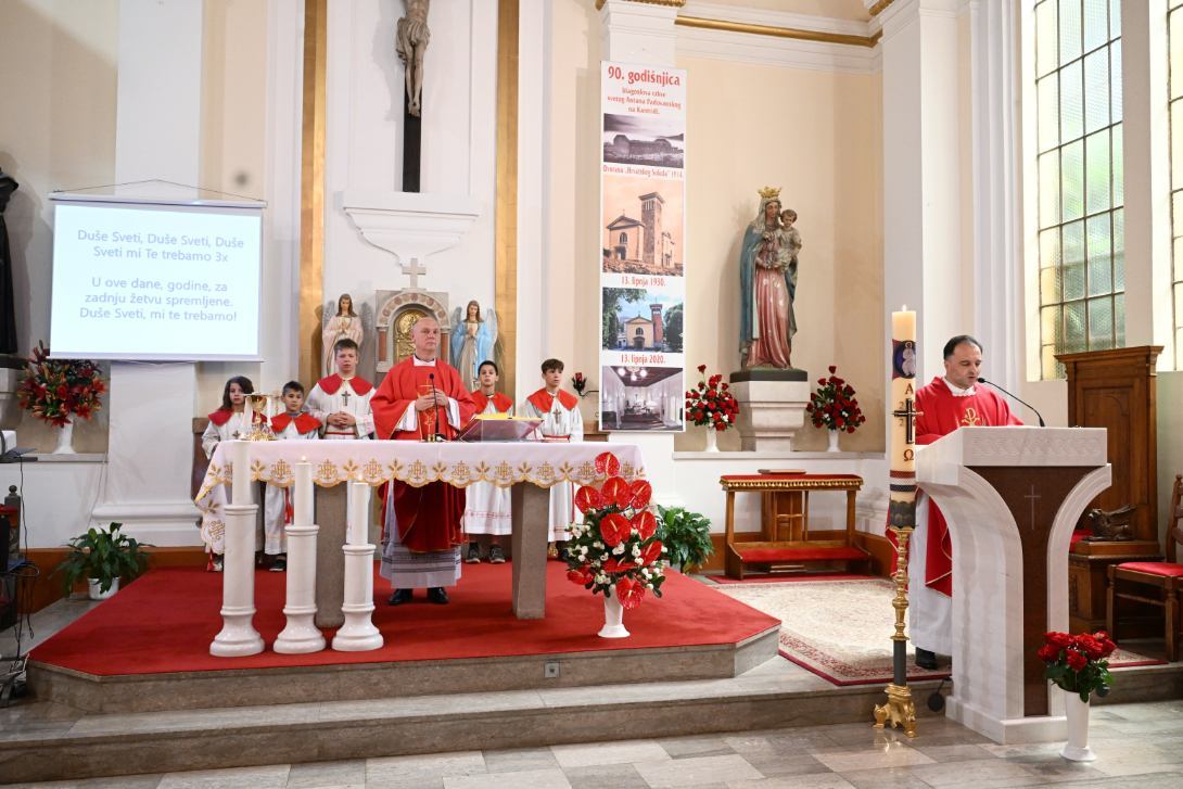 Svečano proslavljen sakrament sv. Krizme