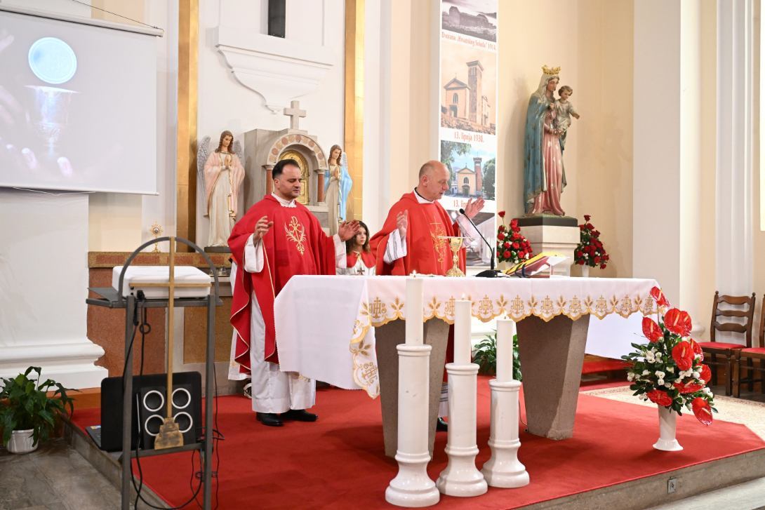 Svečano proslavljen sakrament sv. Krizme