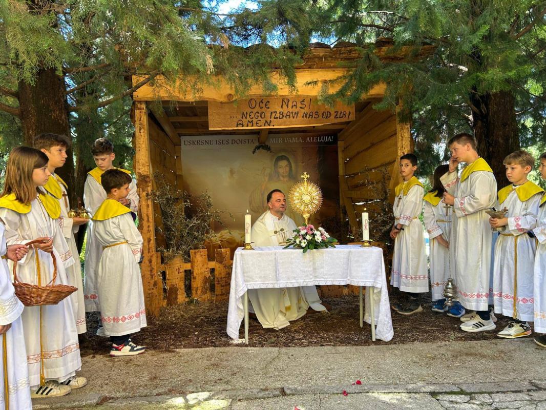 Zahvala župnika za 16. godišnjicu svećeničkog ređenja