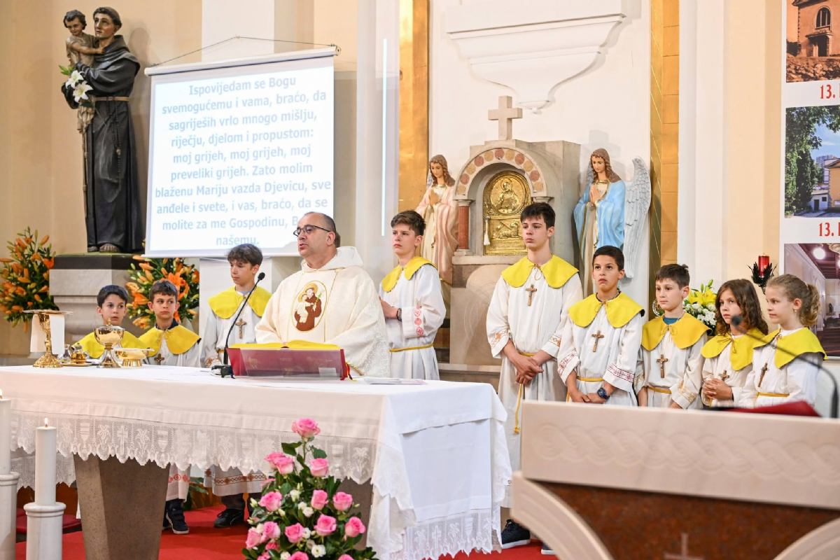 13. lipnja svečano proslavljen župni blagdan sv. Antuna Padovanskog