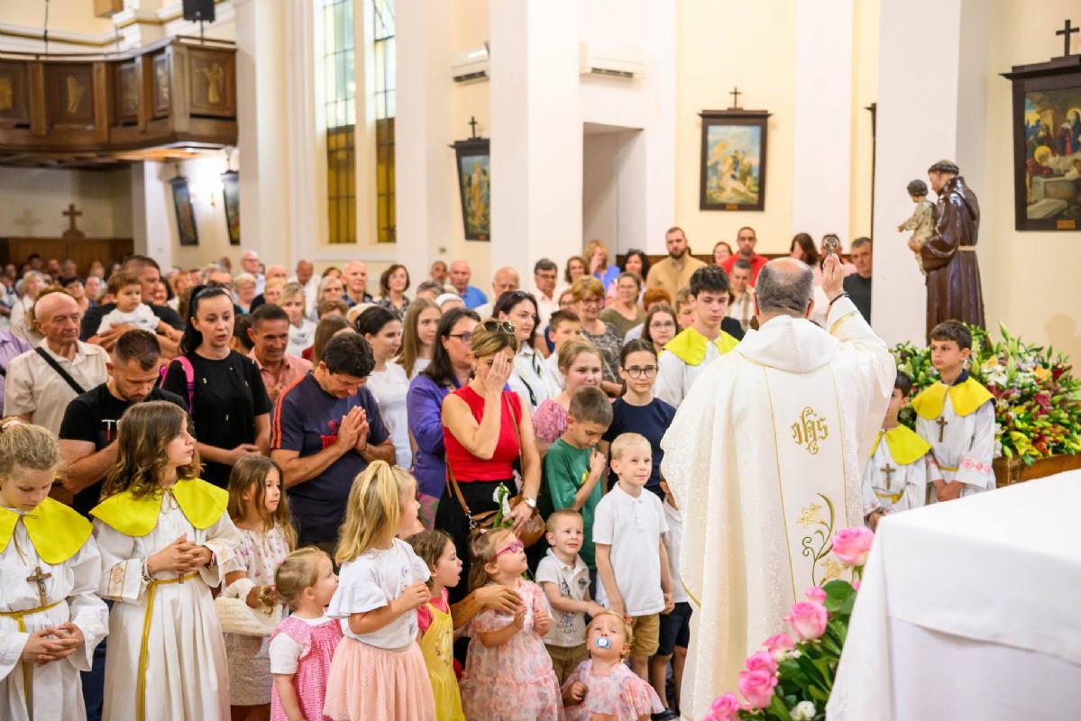 13. lipnja svečano proslavljen župni blagdan sv. Antuna Padovanskog