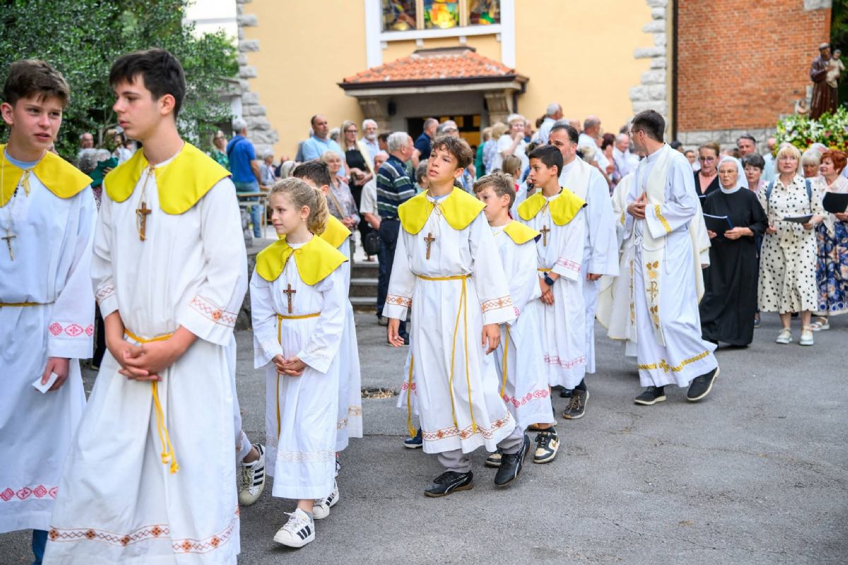 13. lipnja svečano proslavljen župni blagdan sv. Antuna Padovanskog